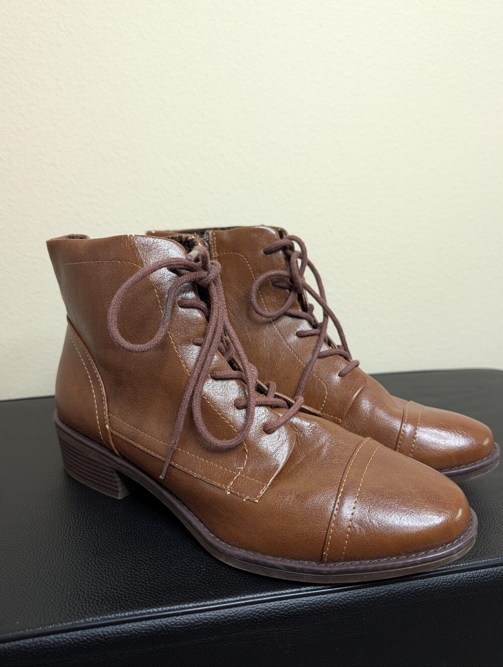 Eurosoft by Sofft Lace Up Cap Toe Ankle Boots Women's 9 Brown